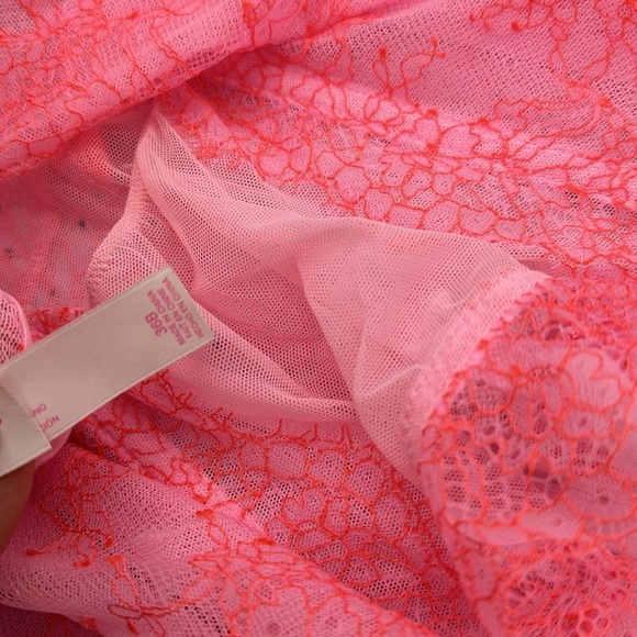 Victoria’s Secret chemise 36B Crystal Embellished Pink - Picture 4 of 11